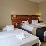 华沙广场酒店 4*