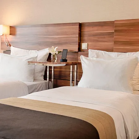 Otel Plaza 4*
