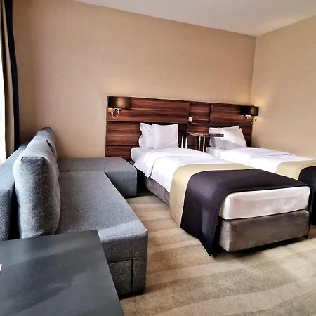 Plaza Otel