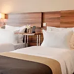 فندق Plaza 4*