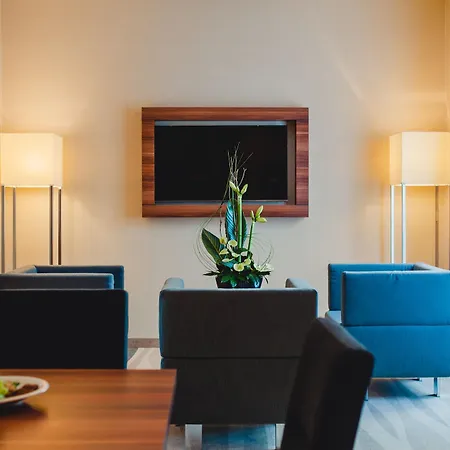 Hotel Plaza 4*