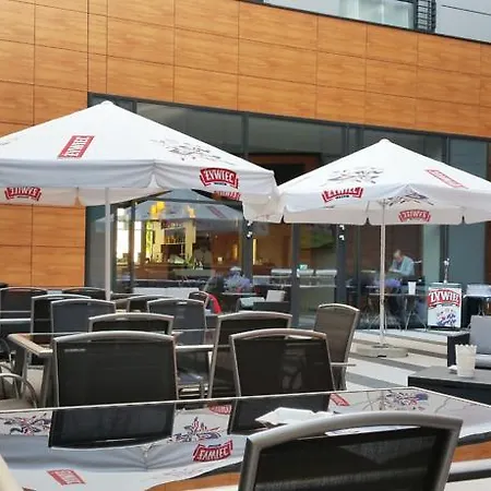 Plaza 4* Warsaw